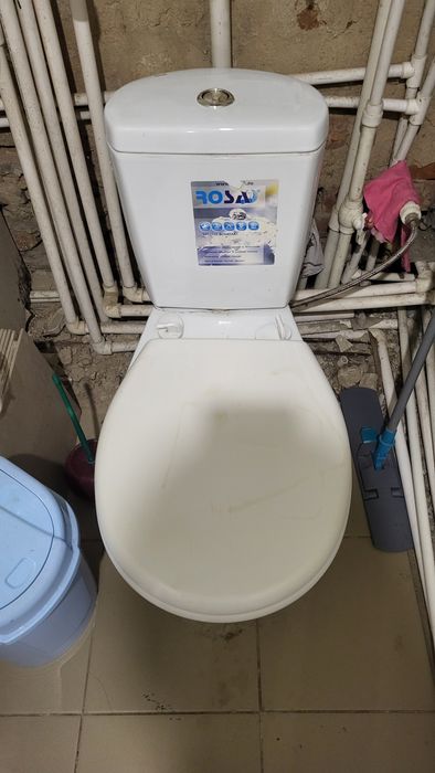 Продаётся унитаз