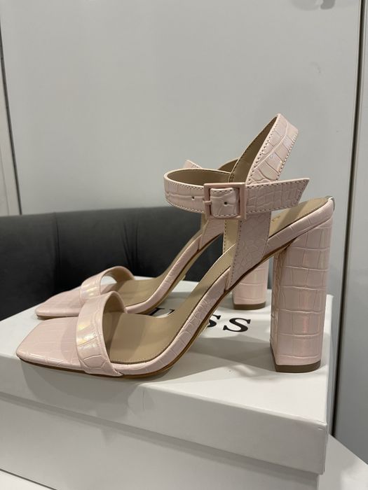 Нови оригинални сандали Guess Geox Liu Jo