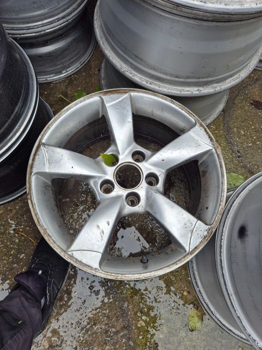 Jante Aliaj 5x112 16'' 7.5J ET 37 AUDI VW Golf Passat Skoda Octavia