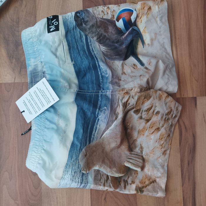 Molo/Shiwi 134-140см шорти