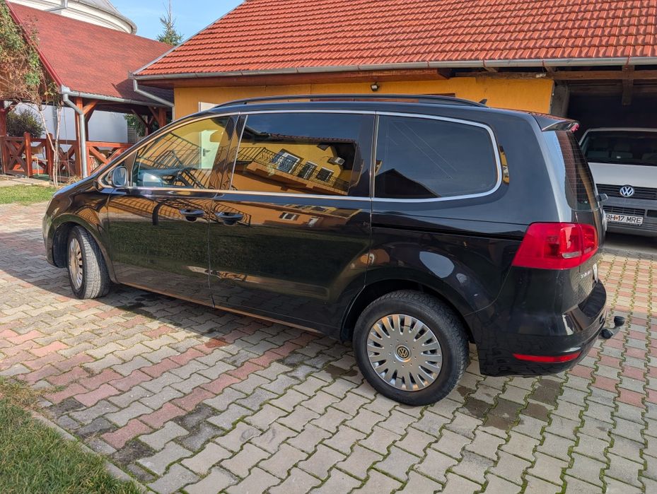 VW Sharan 7 locuri 2.0 CRTDI 140 cp