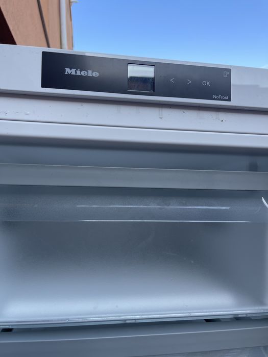 MIELE Congelator NOU