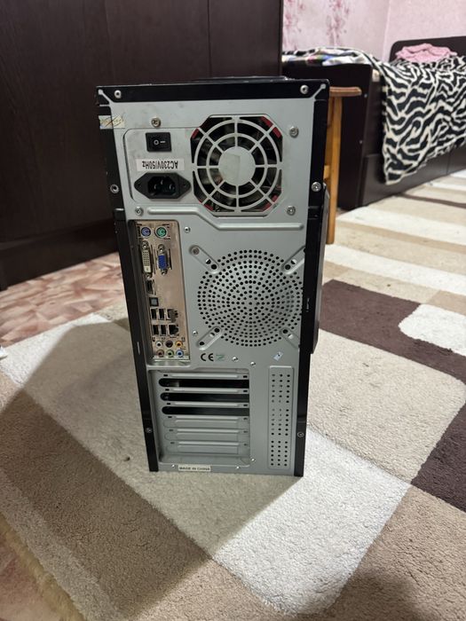 Продаю рабочий компьютер