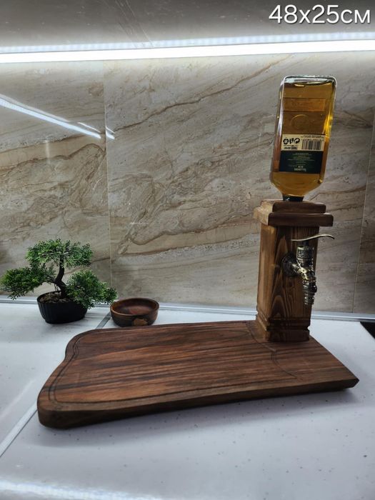 Диспенсър за алкохол Орех и Акация