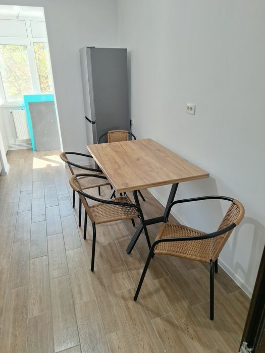 Apartament de închiriat
