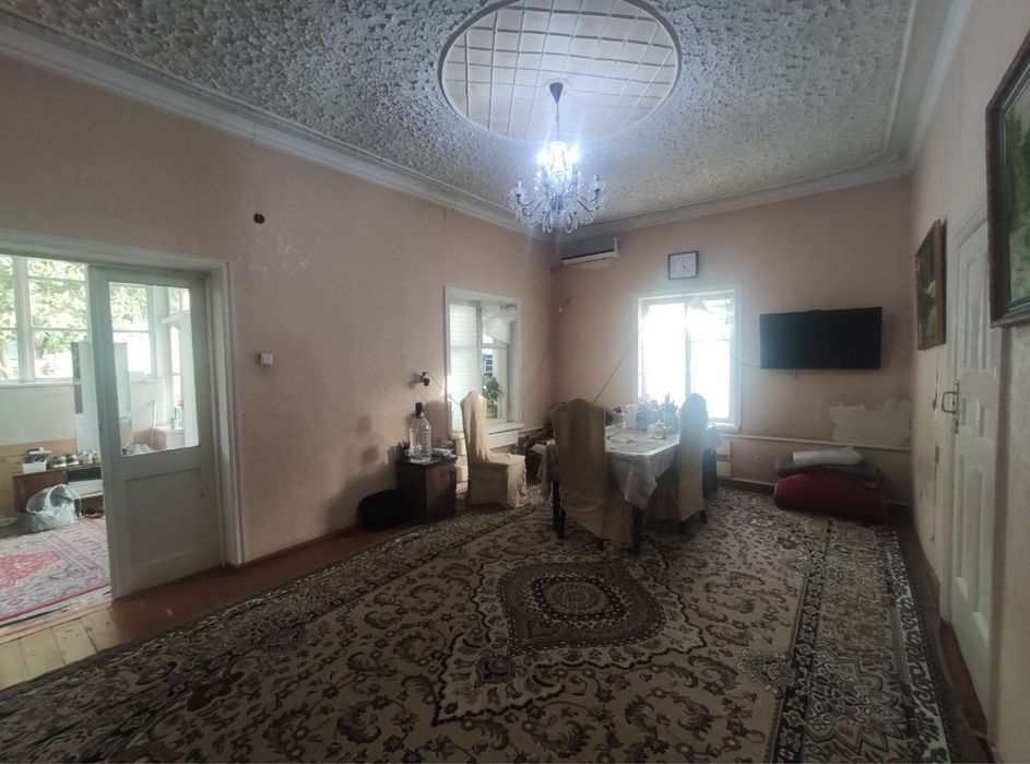 Продается дом с участком 5.5 соток на Ферузе