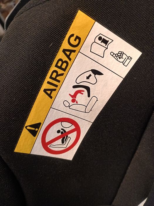 Столче за кола Cybex Aton + Aton Base-fix SL