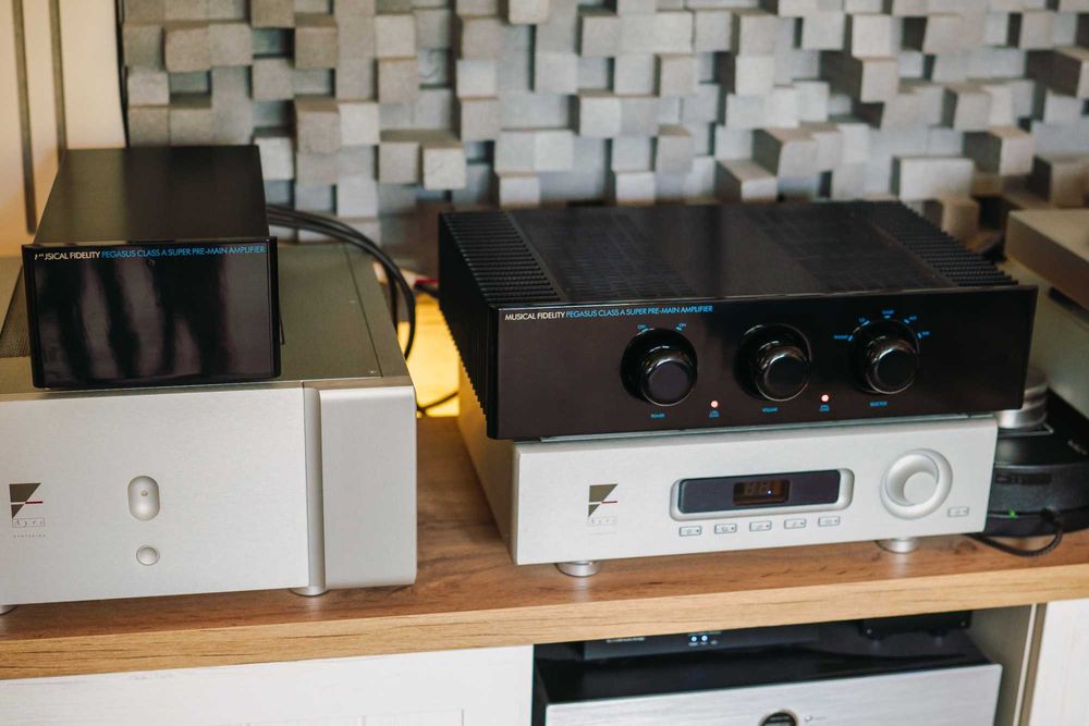 Musical Fidelity Pegasus / A1000 Pure Class A