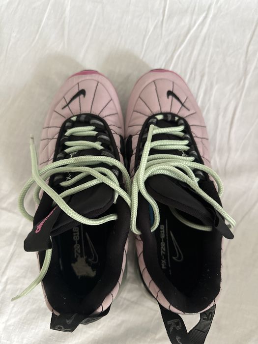 Nike sport wear! Conditie foarte buna!