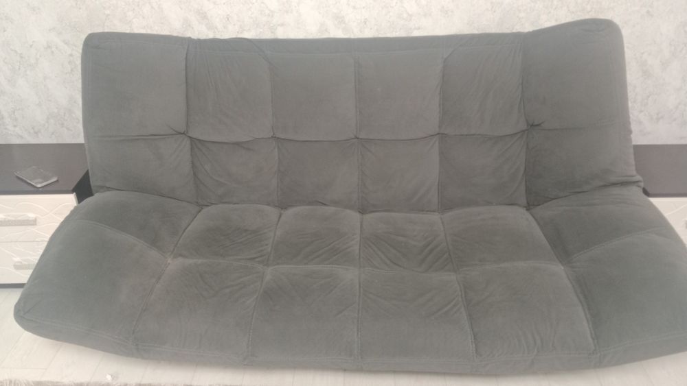 Диван современный