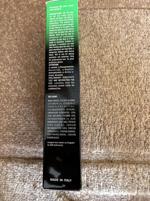 Боя за коса професионална Revolution 7.666 Интензивно Червено