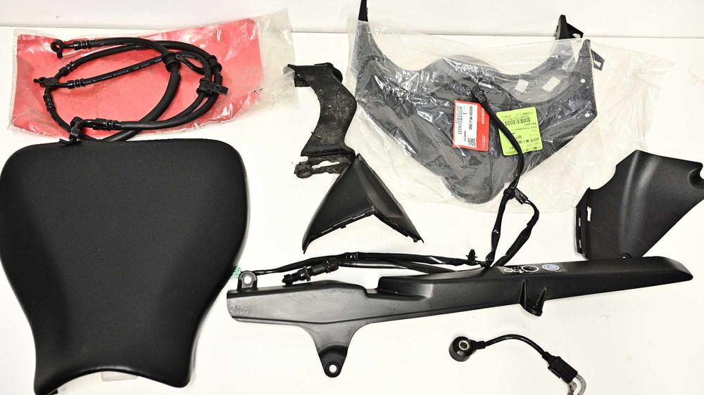 piese de curse Semighidoane radiator bord cadru codita CBR 600RR 2007-