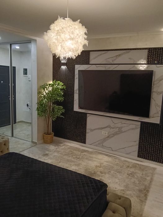 Vând Garsonieră Rezident Militari