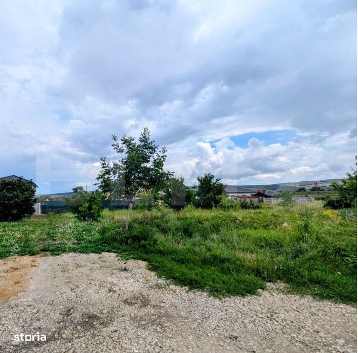 Teren intravilan, 432 mp, utilitati pe teren, zona Partos