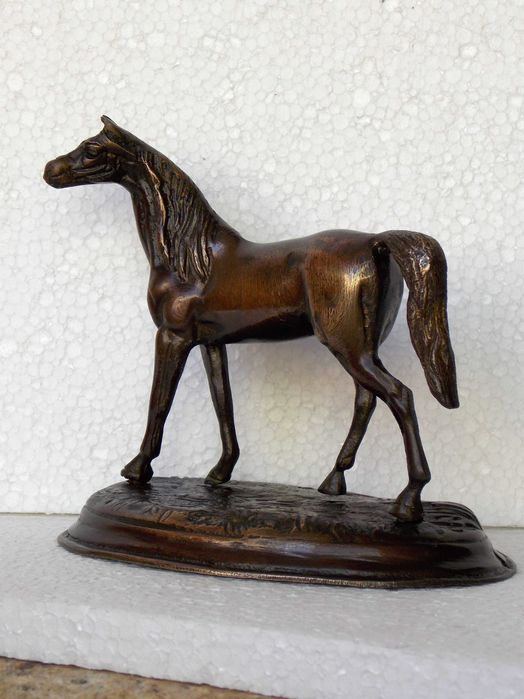 statueta veche patina bronz lucrata manual arta antichitati handmade