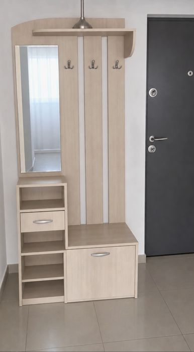 Vând urgent cuier și pantofar  2in1
