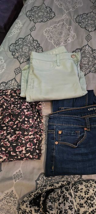 Подарявам дамски панталони, дънки.