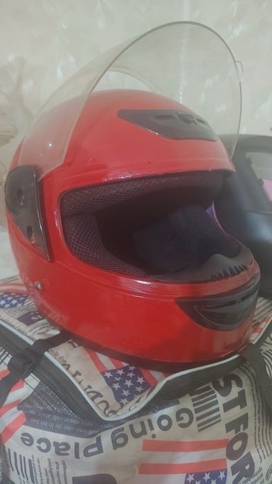 Продам мотошлем в хорошем состоянии