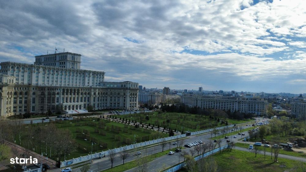 Spatiu Comercial Uranus - Casa Poporului - 2600 E/Mp - Investitie