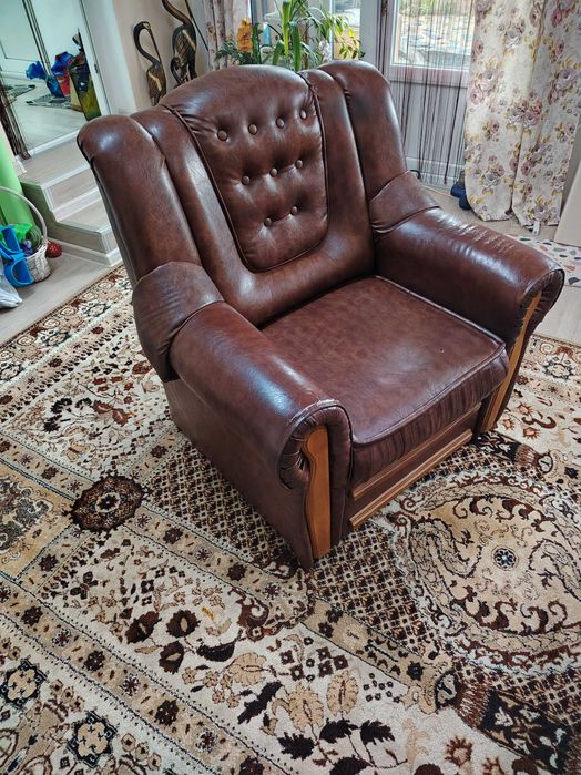 Холова кож. Гарнитура