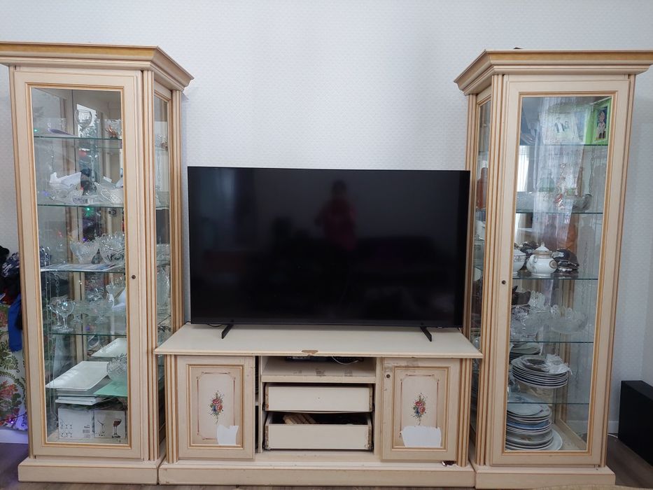 Стенка в гостиную