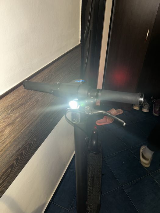 Vand trotineta electrica