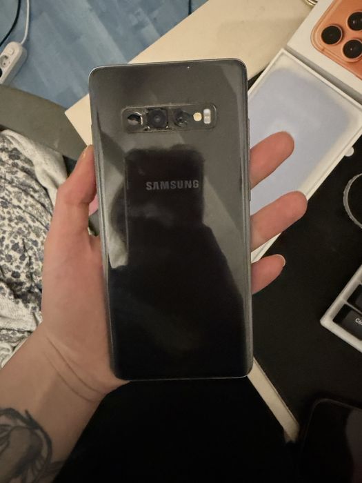 Samsung Galaxy S10+
