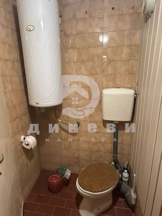 Тристаен апартамент в Железник - Център