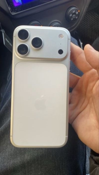 Смартфон Apple iPhone 17 Pro Max 256Gb