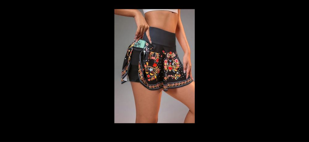 Дамска  пола с клинче