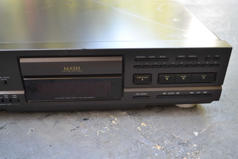 Cd Player Technics SL PS 620 A  cu telecomanda