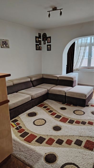 Inchiriez apartament 3 camere +mansardă