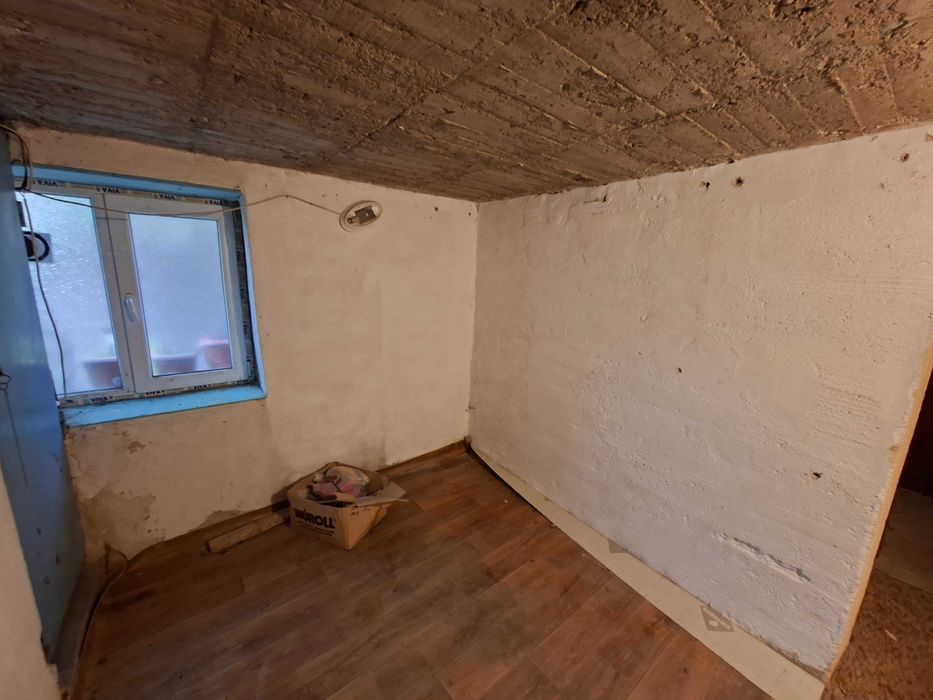 Продава се Тристаен апартамент в Панагюрище - 120 кв.м за 600 €/кв.м - Снимка #8
