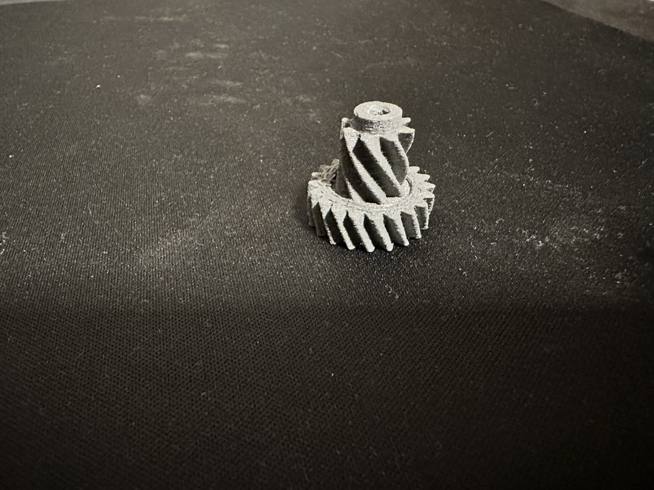 Pinion carlig remorcare BMW