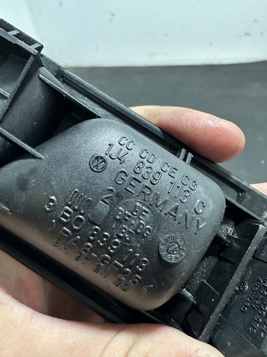 Maner interior usa stanga spate Volkswagen Vw Passat B5.5 Golf 4