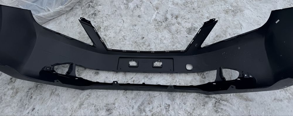 Бампер на Toyota Camry 50