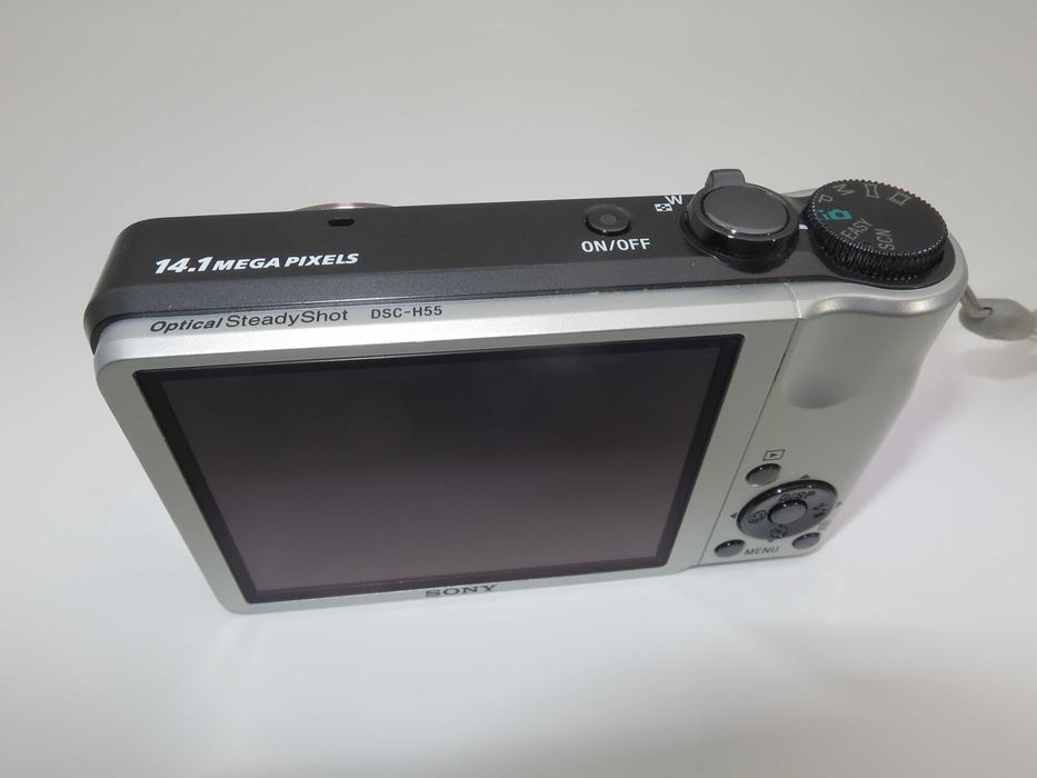 Sony Cyber-Shot DSC H55 ултра компактен цифров фотоапарат, дигитална камера, НОВА - пълен комплект - работи отлично