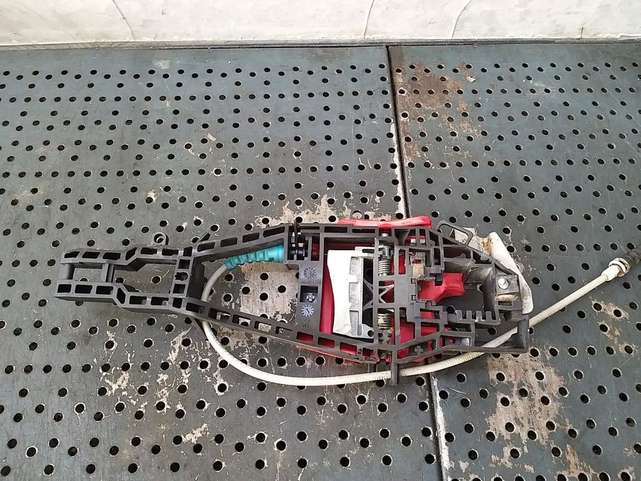 Suport maner usa dreapta fata bmw seria 3 f30 51217821640