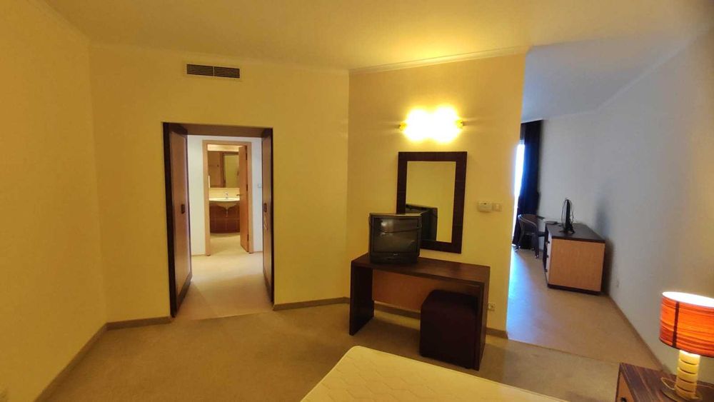 Продава се Двустаен апартамент в к.к. Слънчев бряг - 82 кв.м за 1025 €/кв.м - Снимка #7