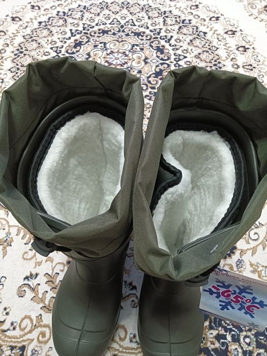 Резиновые сапоги