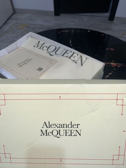 Adidasi Alexander McQeen