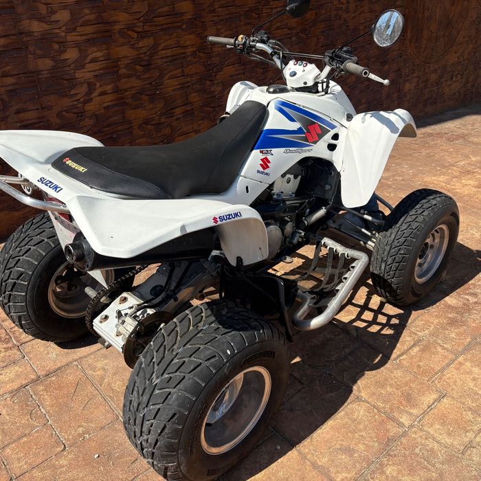 se Vinde Suzuki Ltz 400