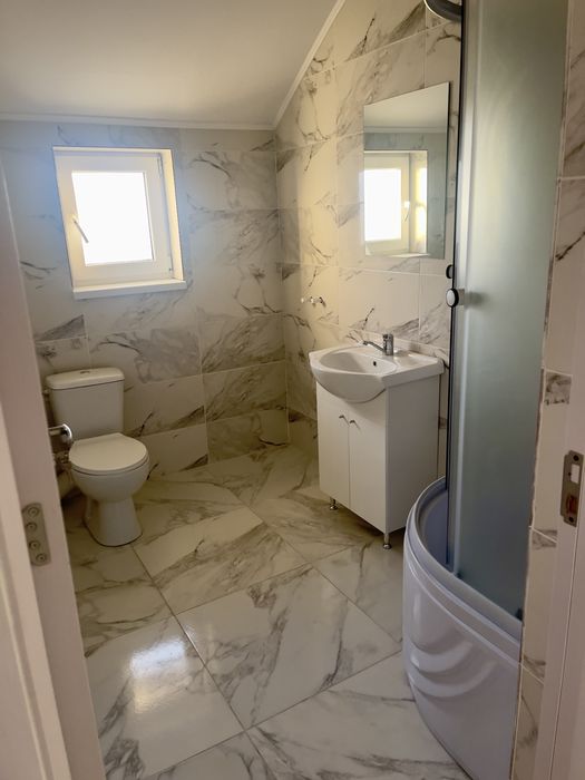 Apartamente de inchiriat
