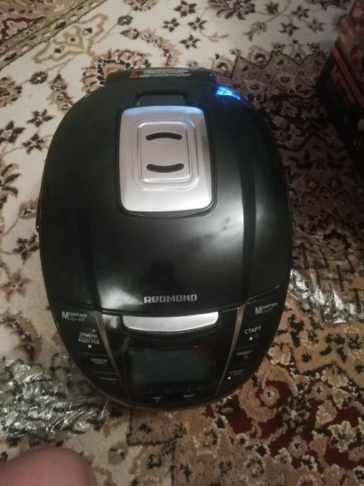 Продам мультиварку Редмонд