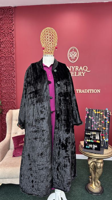 В наличии шапаны