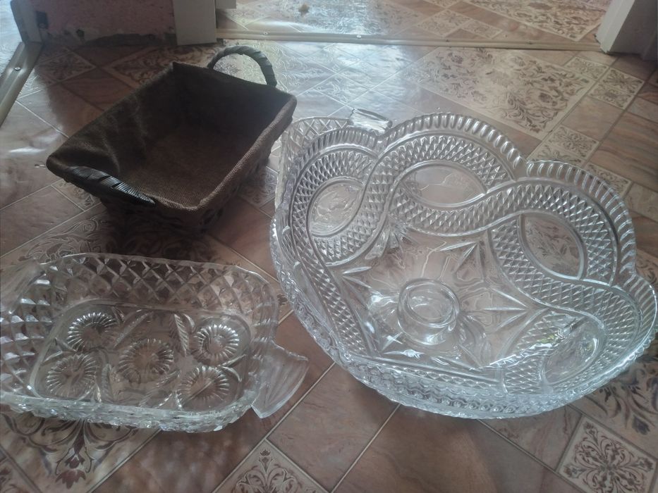 Ваза,Салатница хрусталь-1000тг