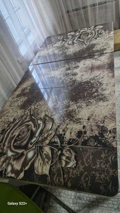 Продам стол со стульями