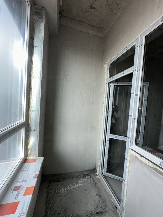 Пластиковое окно и дверь