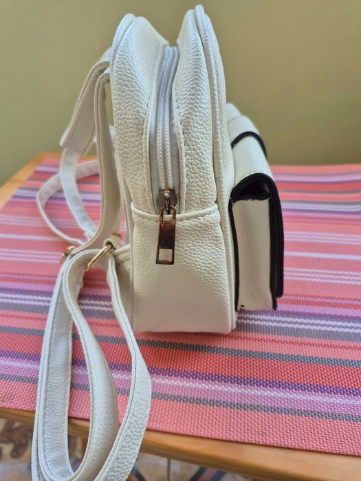 Poșetă de piele naturală