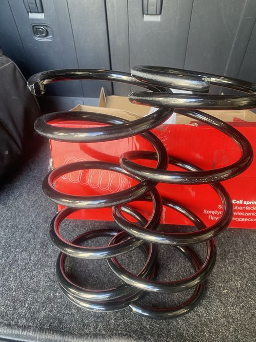 Пружини Hyundai Tucson 2.0